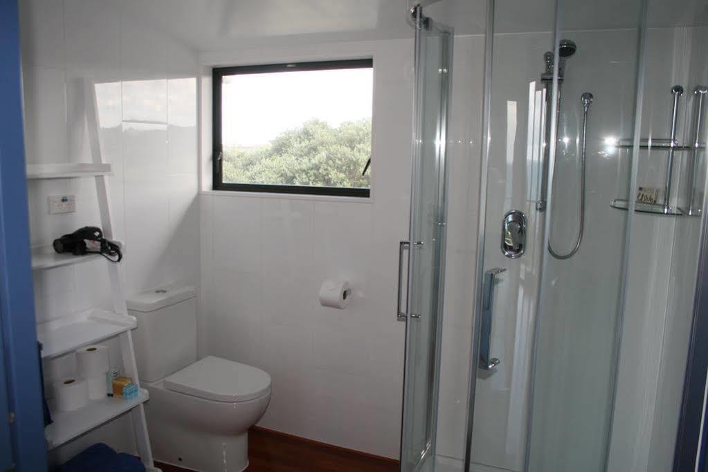 The Lighthouse Lookout Bed & Breakfast Tutukaka Ngoại thất bức ảnh